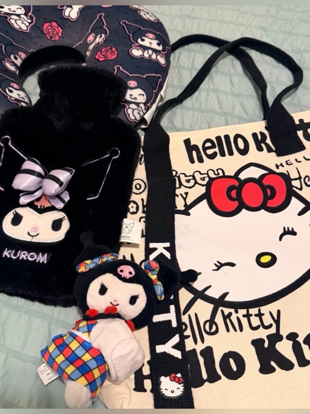 Hello Kitty Kuromi 4 Piece Travel Set